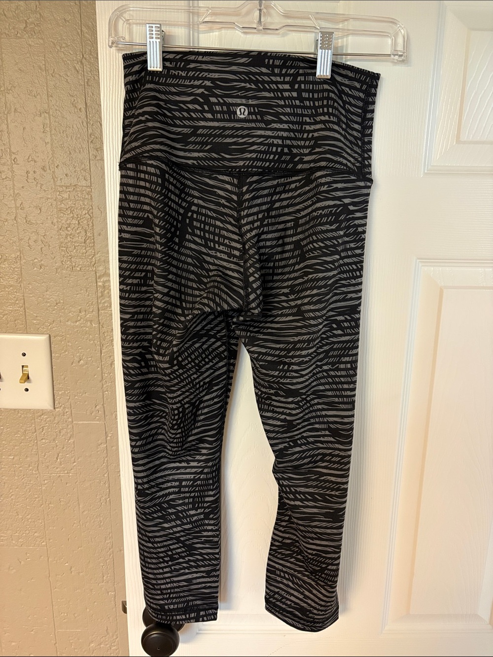 lululemon athletica Black & Gray Striped Pattern Kids Leggings